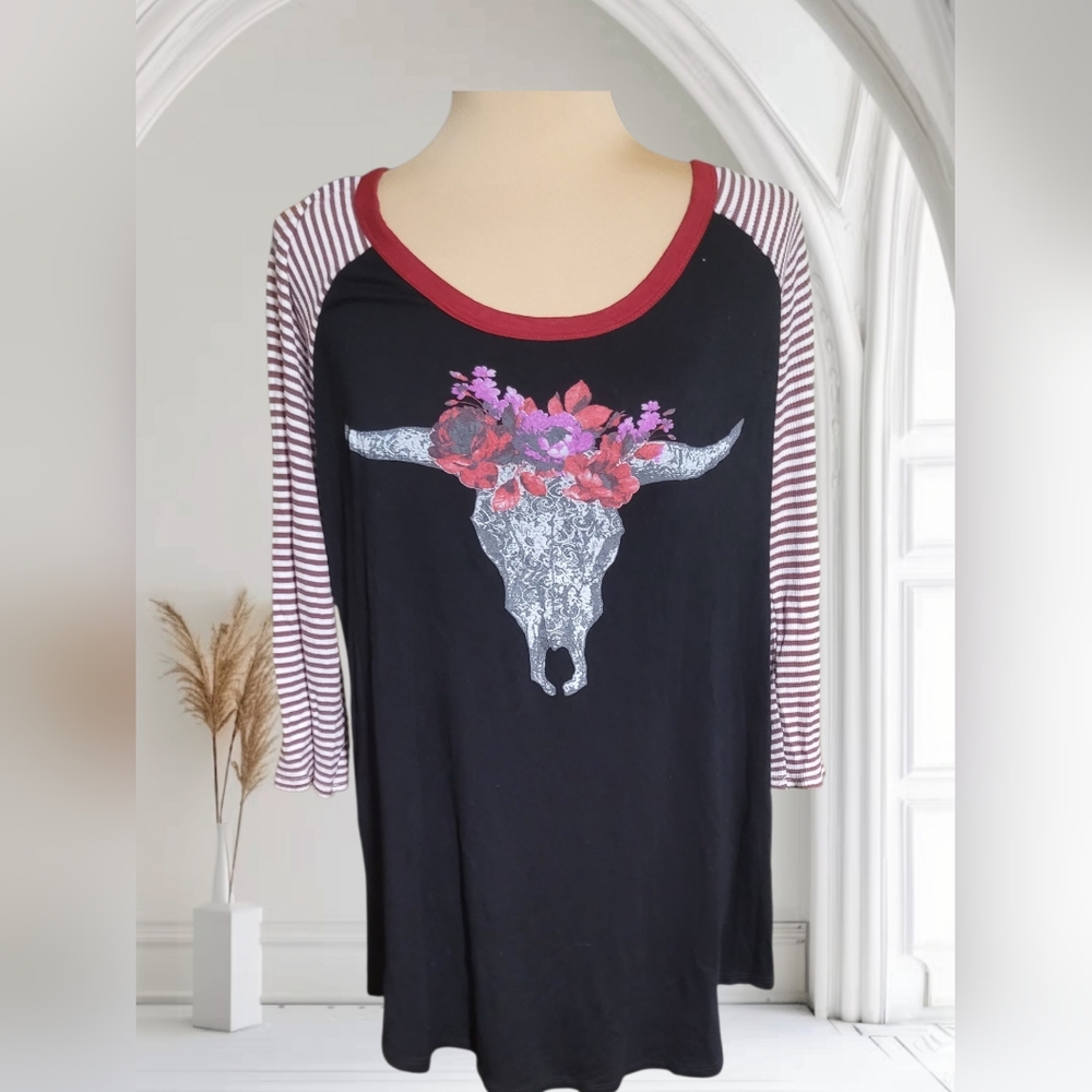 Zutter Long Sleeve with Floral Skull Design